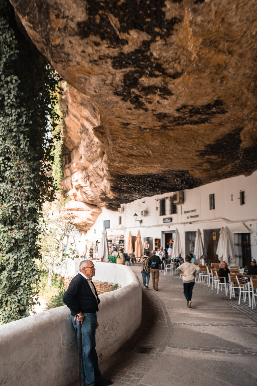 Setenil de las Bodegas Gezi Rehberi