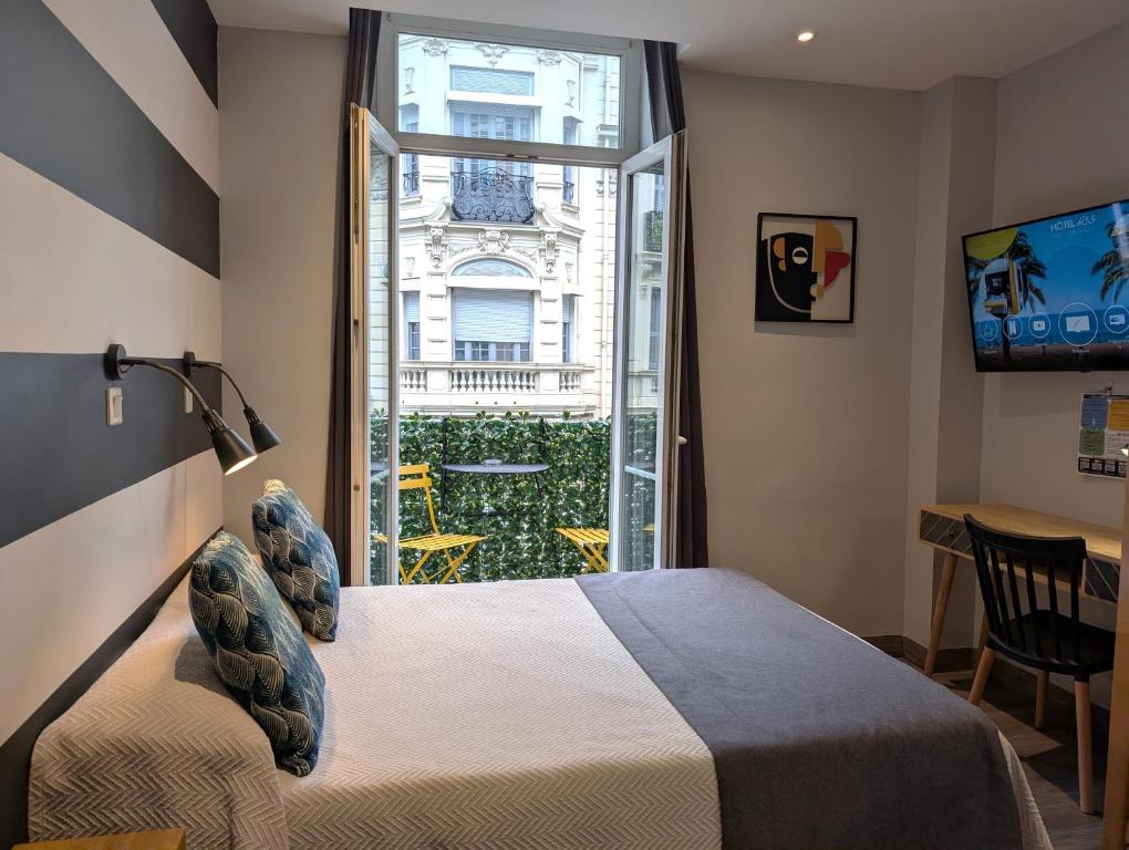 Nice Konaklama Rehberi